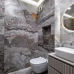 Azur Luxury Апартаменты