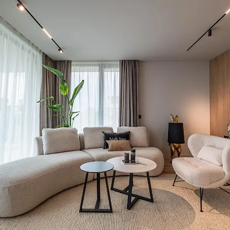Azur Luxury Apartment *