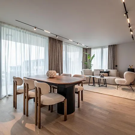 Azur Luxury