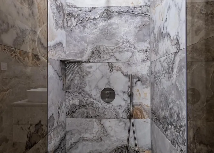 Azur Luxury Apartman Várna